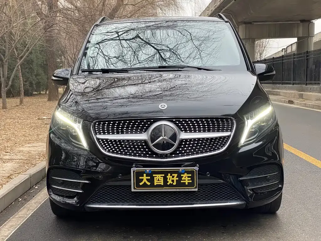 Mercedes-Benz V-Class 2024 из CN, фото 8