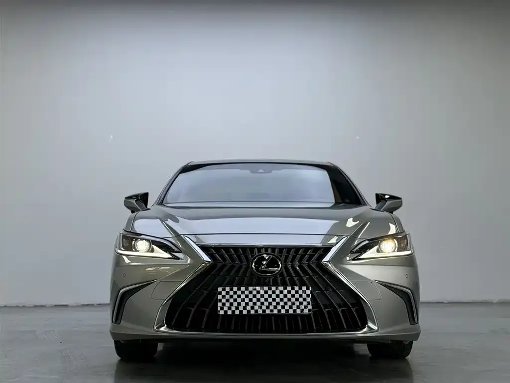 Lexus ES 2022 из CN, фото 2