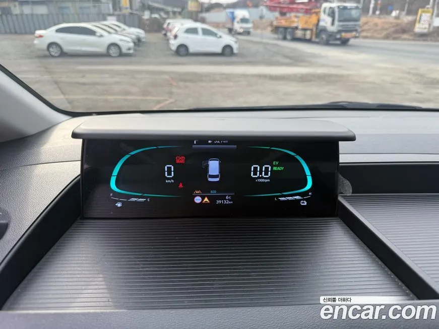 Hyundai Staria 2025 из KR, фото 3