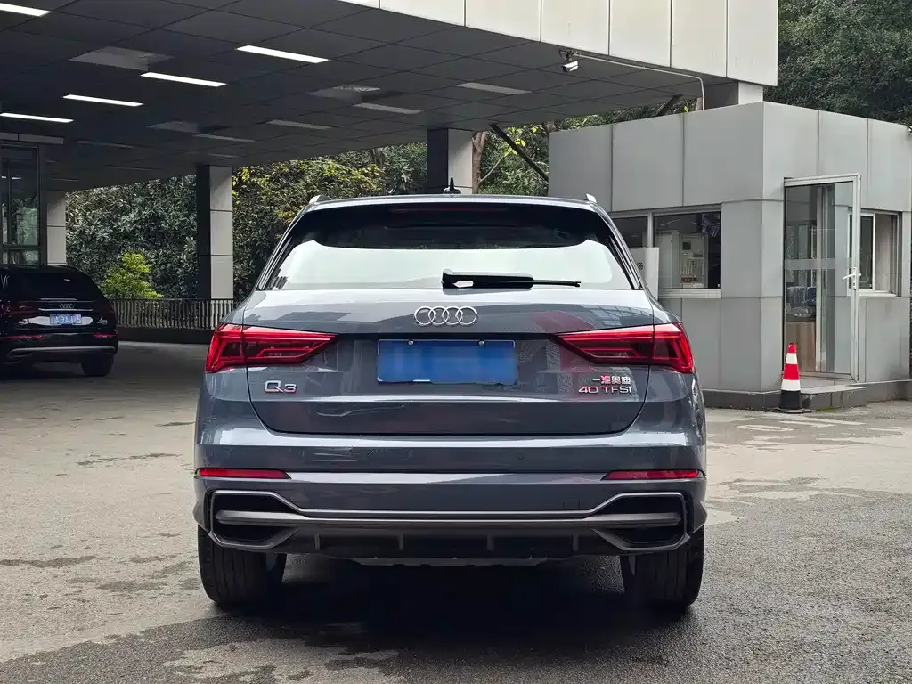 Audi Q3 2023 из CN, фото 6