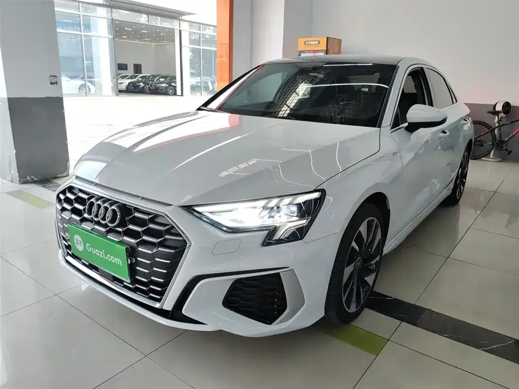 Audi A3 2024 из CN, фото 1