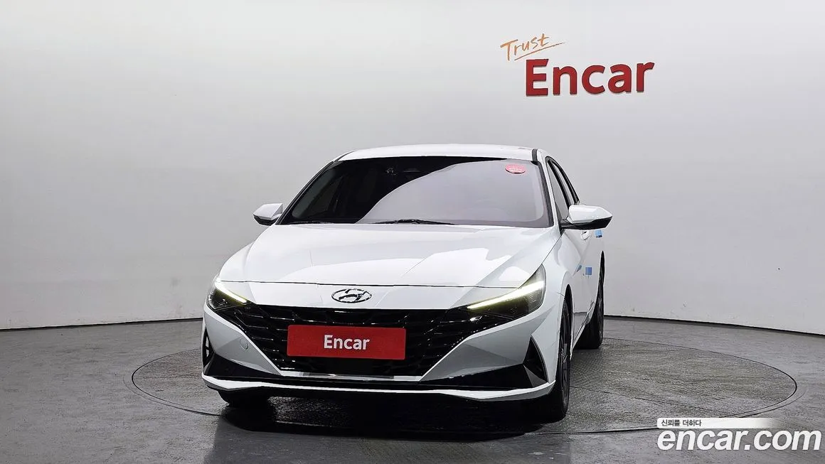 Hyundai AVANTE — фото 4
