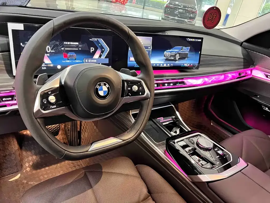 BMW 7 Series 2024 из CN, фото 8