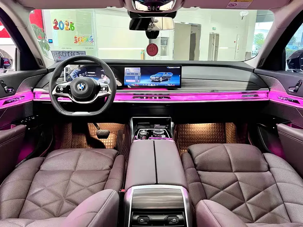 BMW 7 Series 2024 из CN, фото 7
