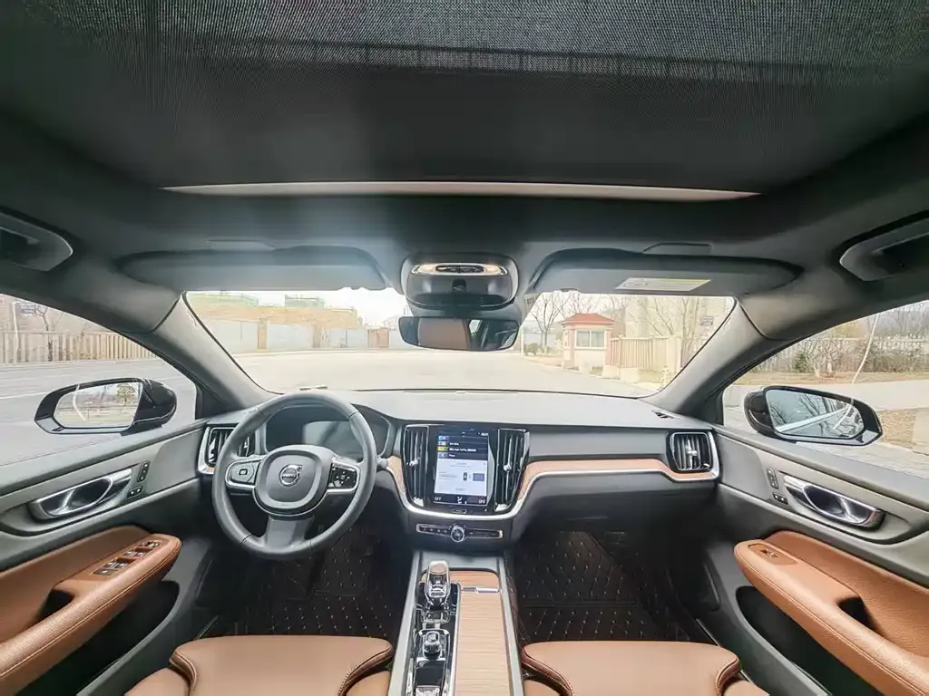 Volvo S60 2022 из CN, фото 8