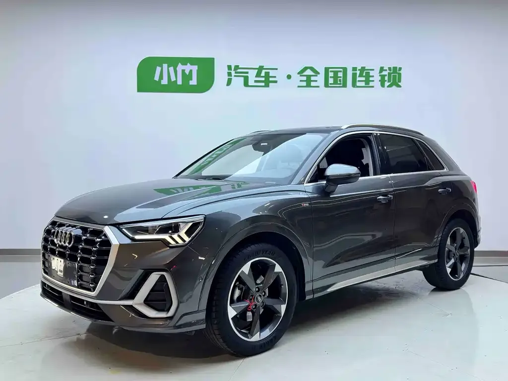 Audi Q3 2023 из CN, фото 1