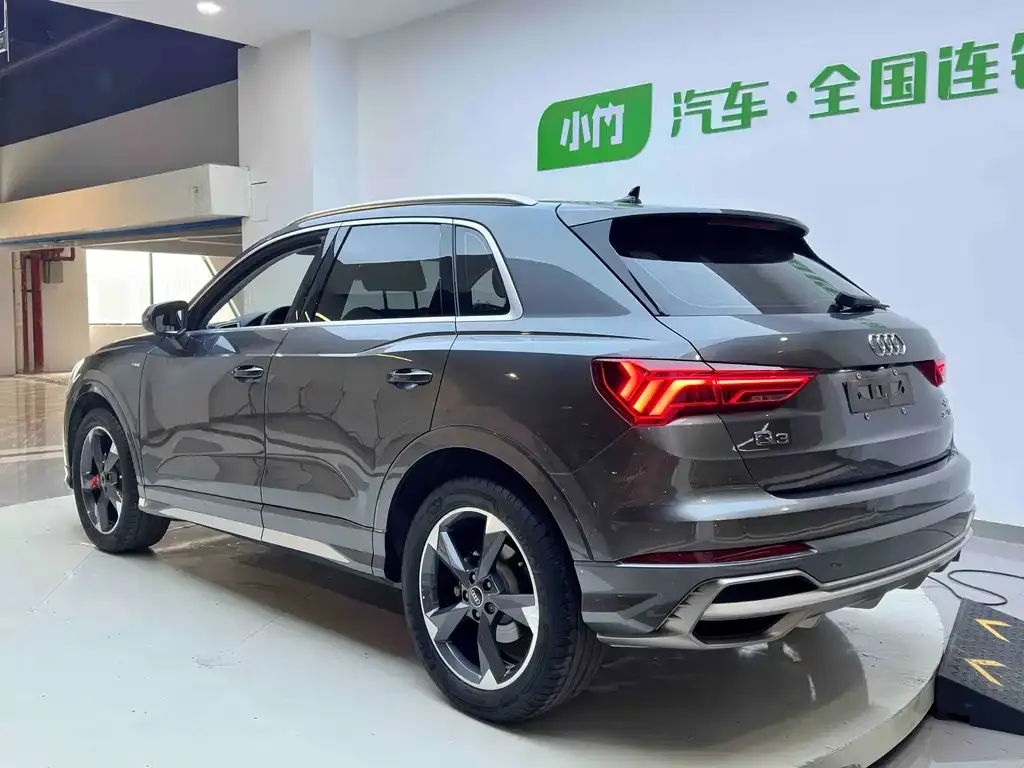 Audi Q3 2023 из CN, фото 8
