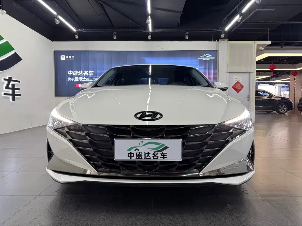 Hyundai Elantra 2023 из CN, фото 10