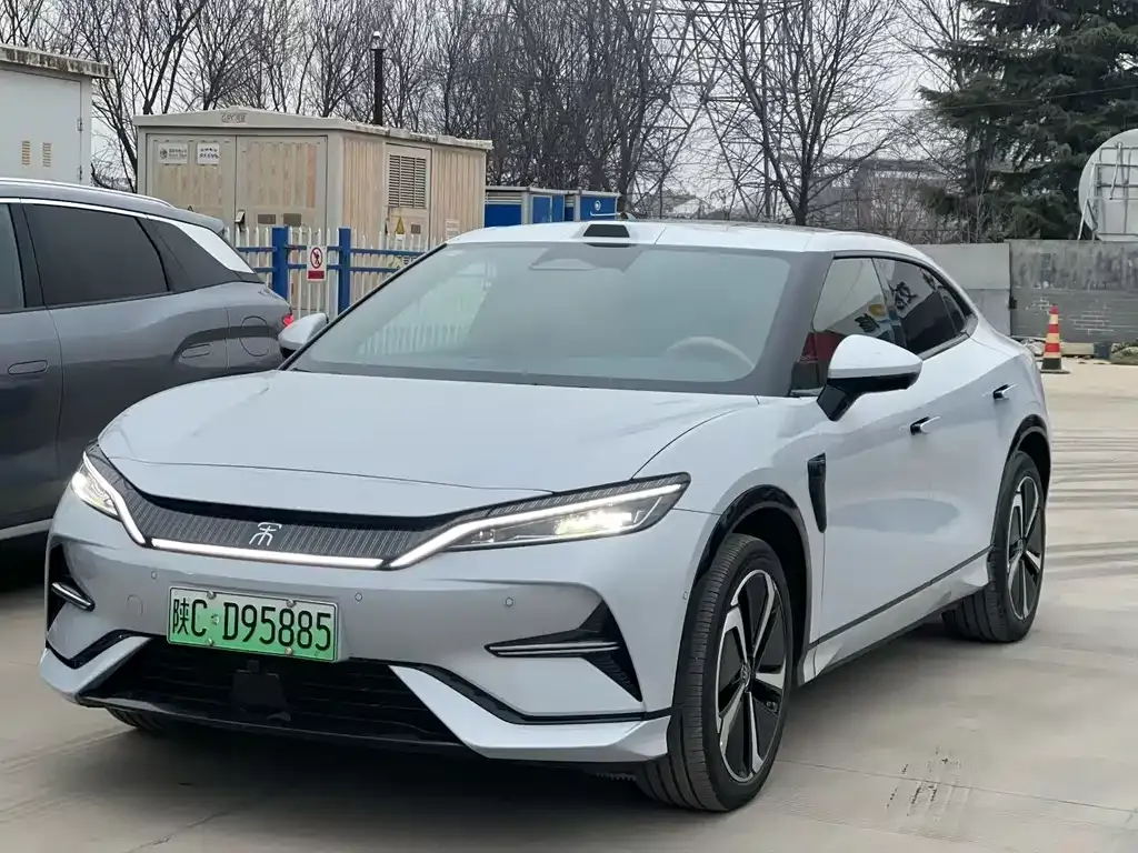 BYD L EV 2025 из CN, фото 1