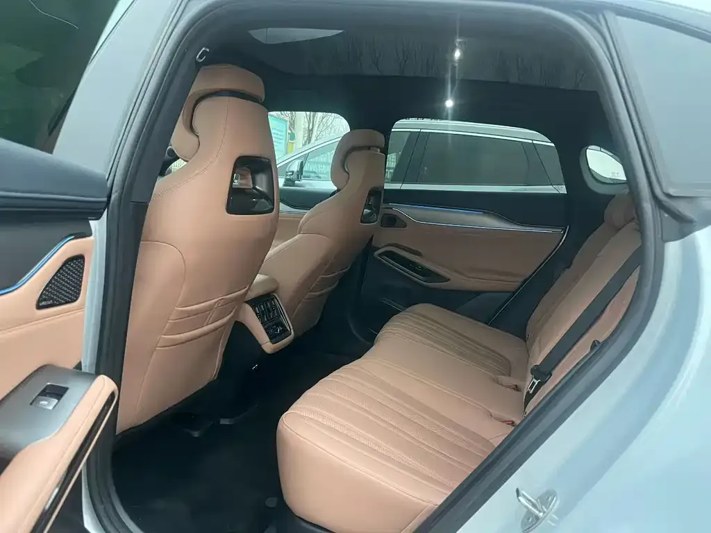 BYD L EV 2025 из CN, фото 2