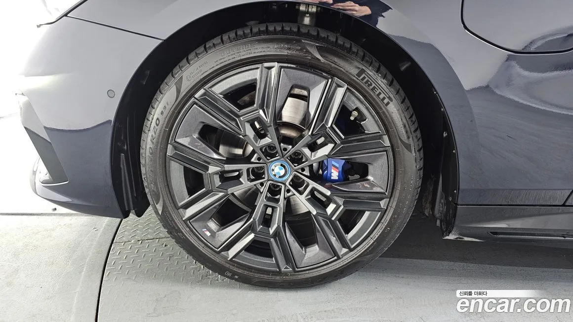 BMW 5-Series 2025 из KR, фото 6