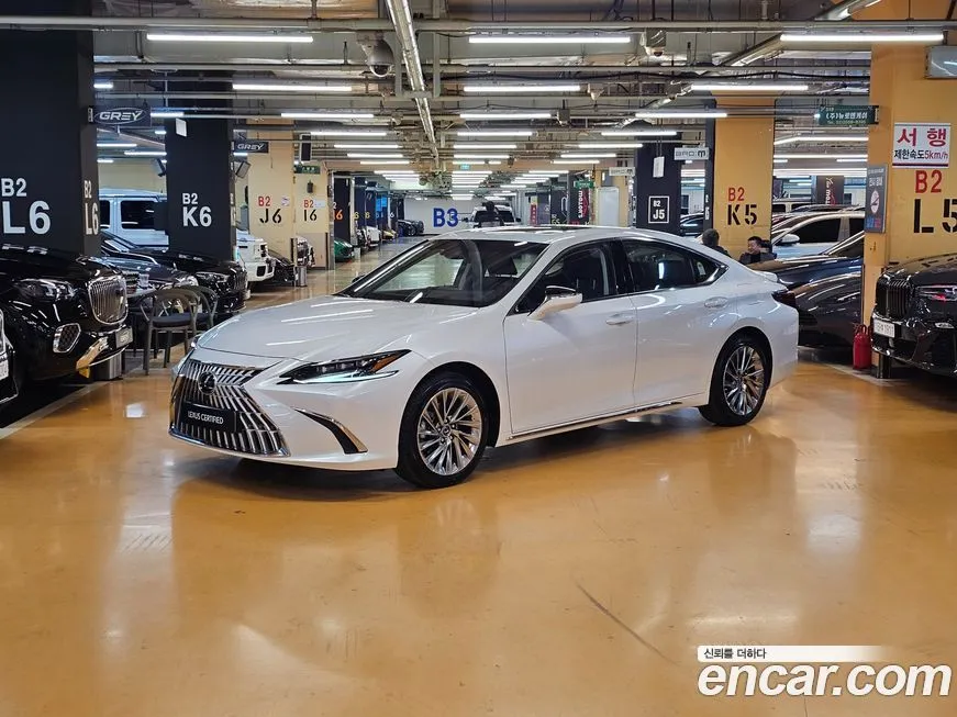 Lexus ES 2026 из KR, фото 1