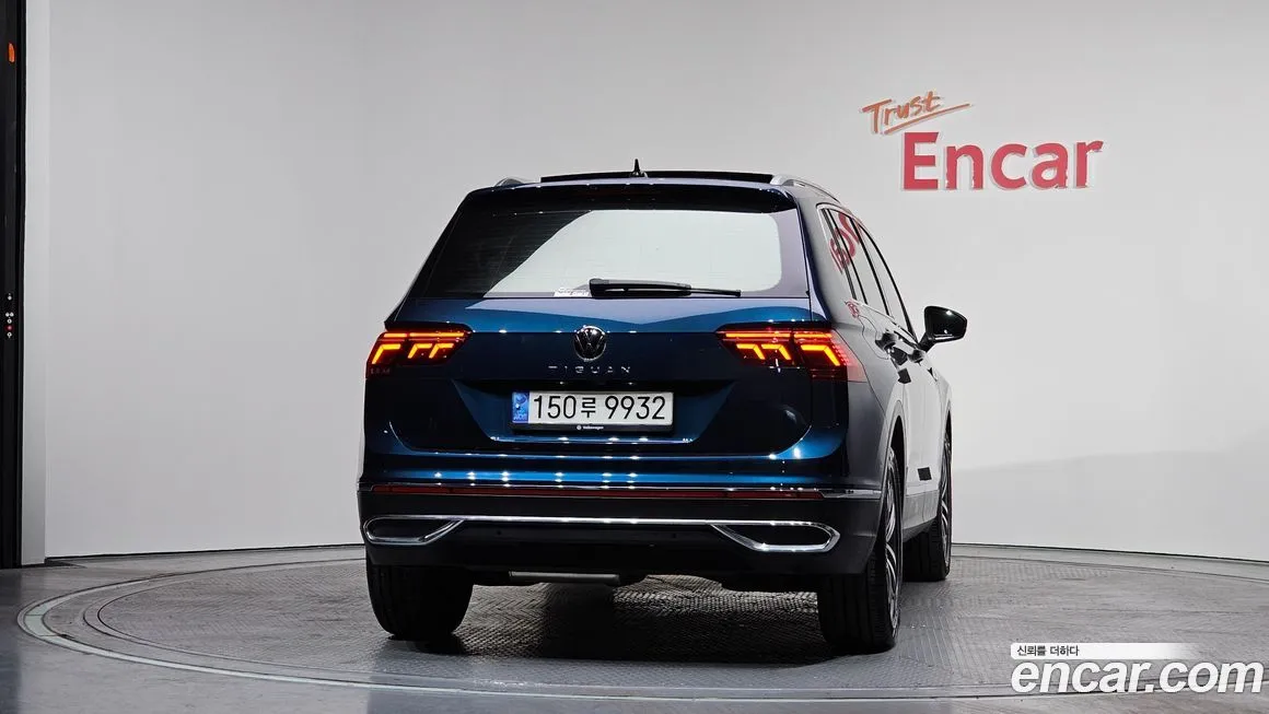 Volkswagen Tiguan — фото 4