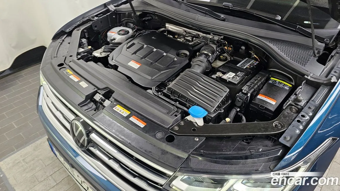 Volkswagen Tiguan — фото 8