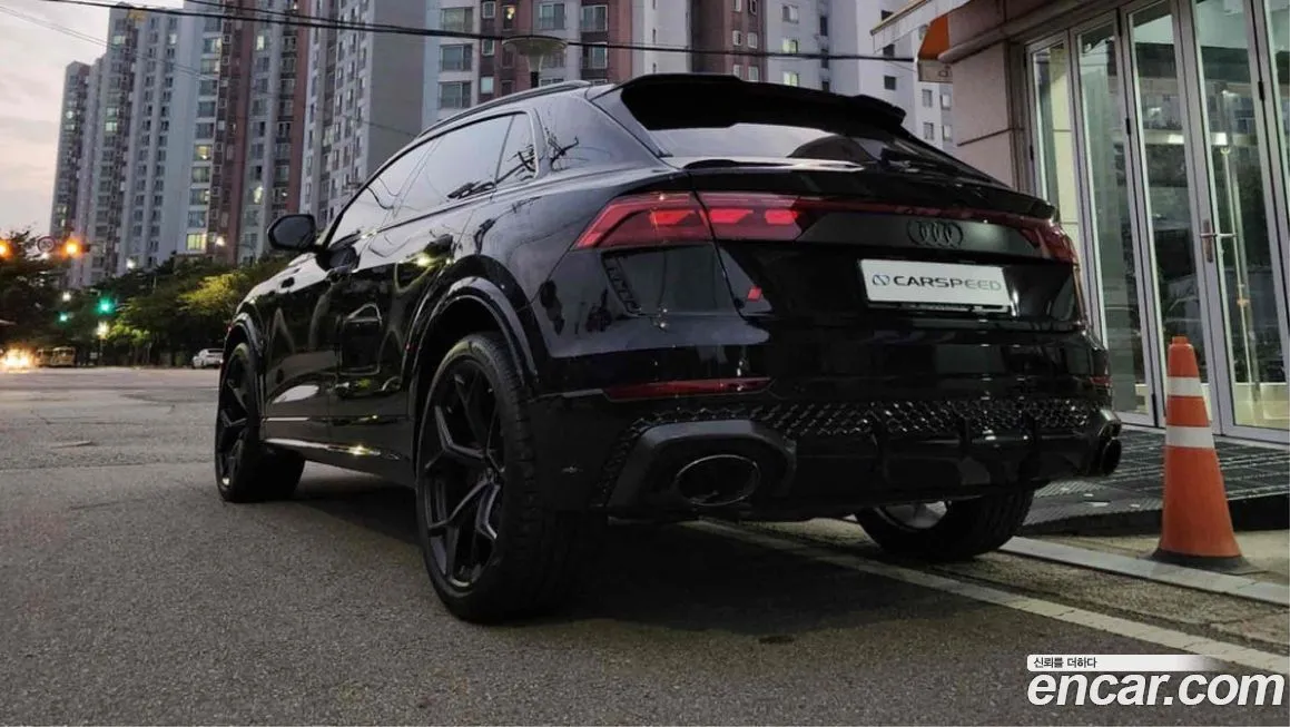 Audi RSQ8 2025 из KR, фото 10