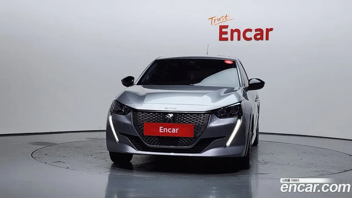 Peugeot 208 2022 из KR, фото 2