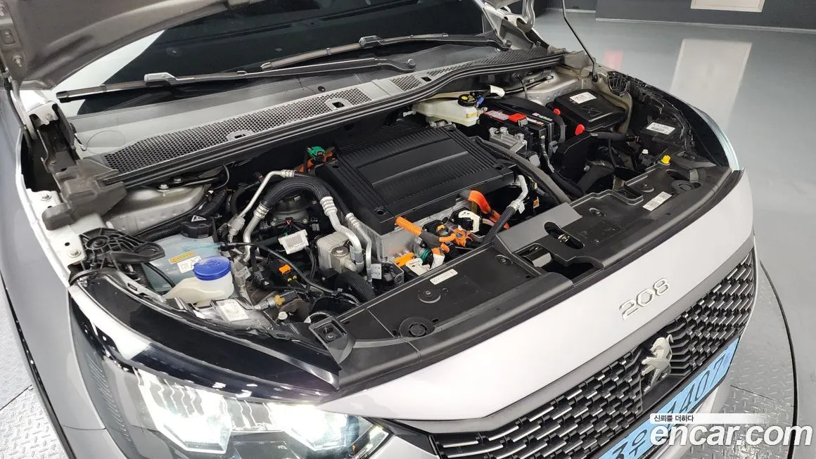 Peugeot 208 2022 из KR, фото 8