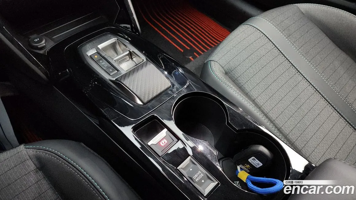 Peugeot 208 2022 из KR, фото 9