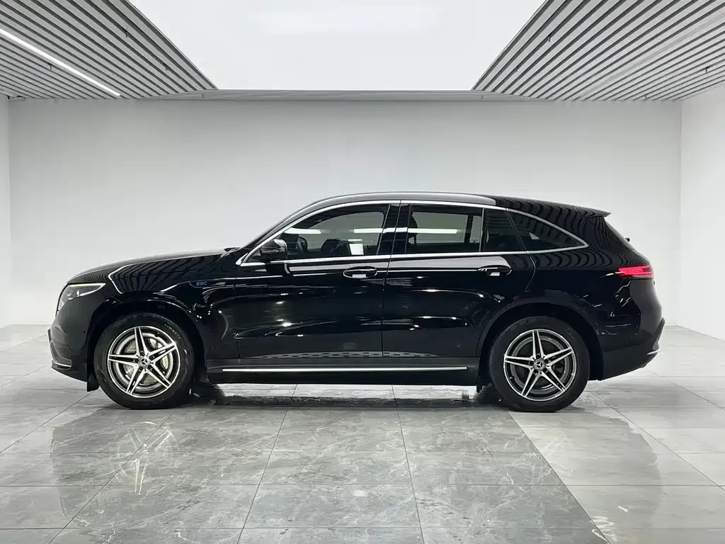 Mercedes-Benz EQC 2022 из CN, фото 8