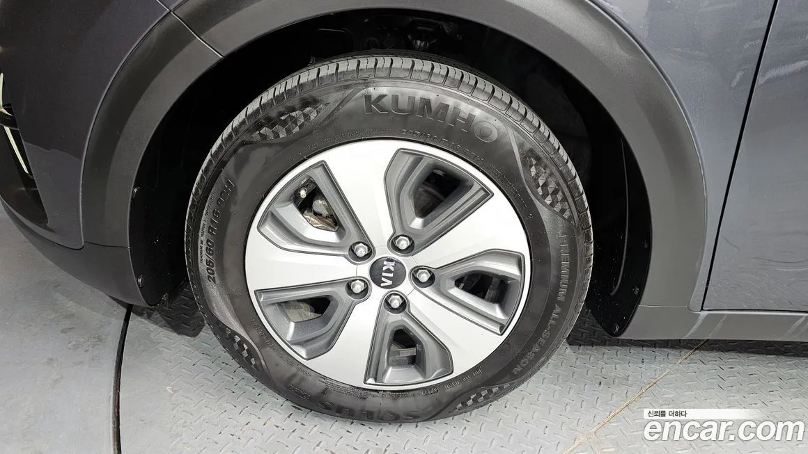 Kia Niro 2021 из KR, фото 7