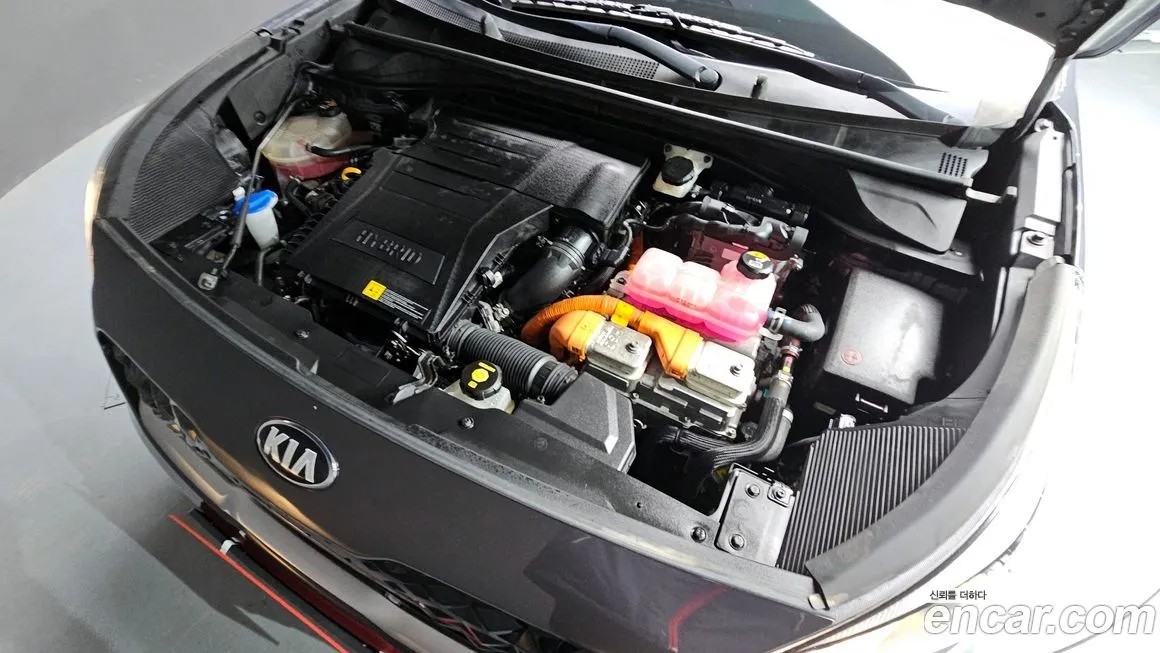 Kia Niro 2021 из KR, фото 2