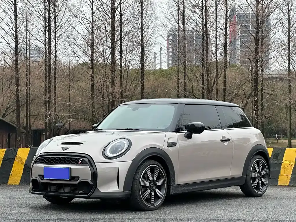 MINI Cooper (3-door) 2021 из CN, фото 1