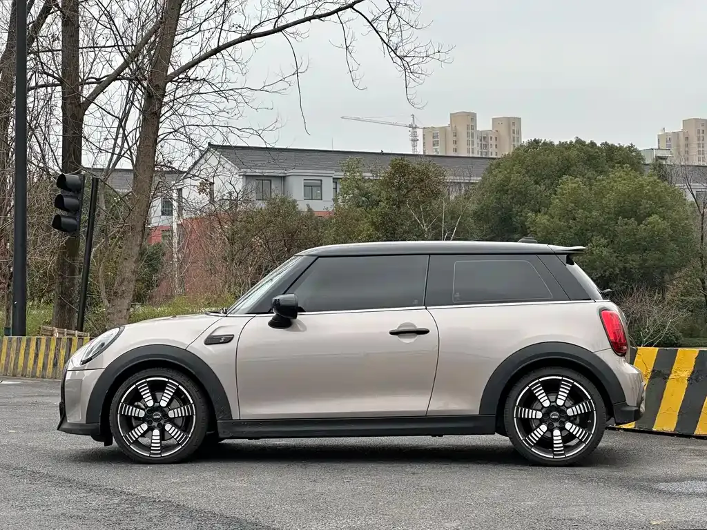 MINI Cooper (3-door) 2021 из CN, фото 10