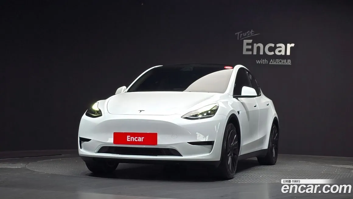 Tesla Model Y — фото 4
