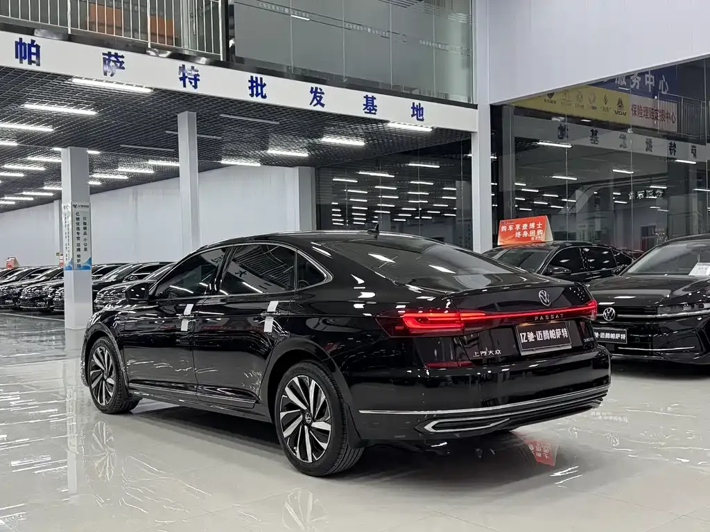 Volkswagen Passat 2022 из CN, фото 8
