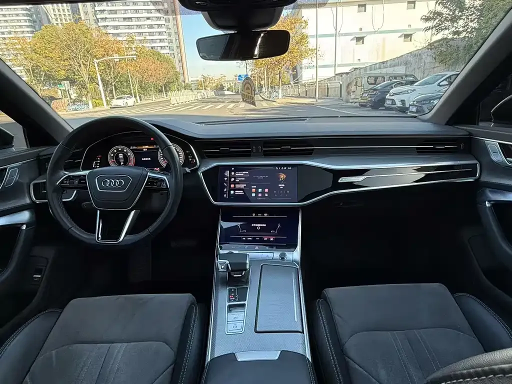 Audi A6L — фото 6