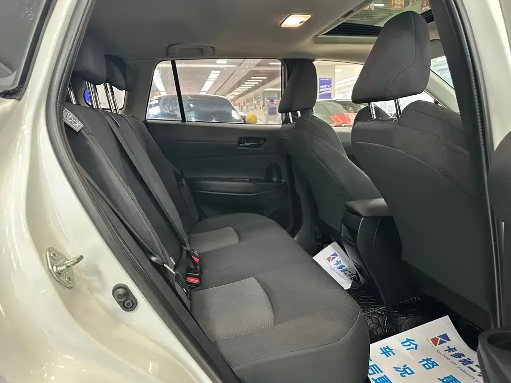Toyota Frontlander 2023 из CN, фото 3