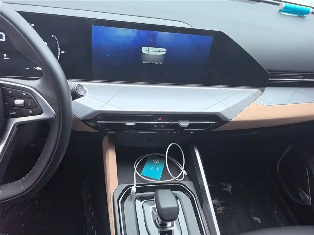 Geely Haoyue PRO 2024 из CN, фото 3