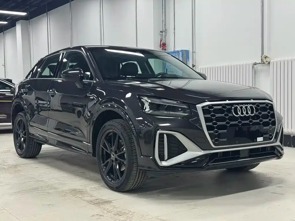 Audi Q2L 2023 из CN, фото 3