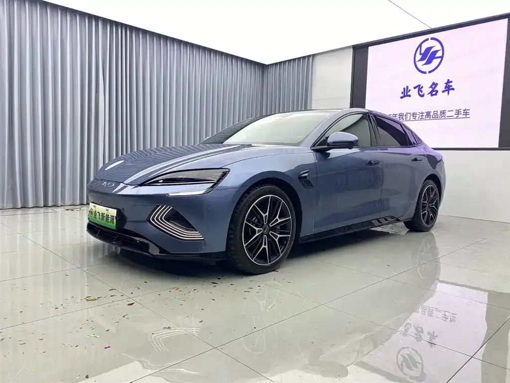 BYD Seal — фото 1