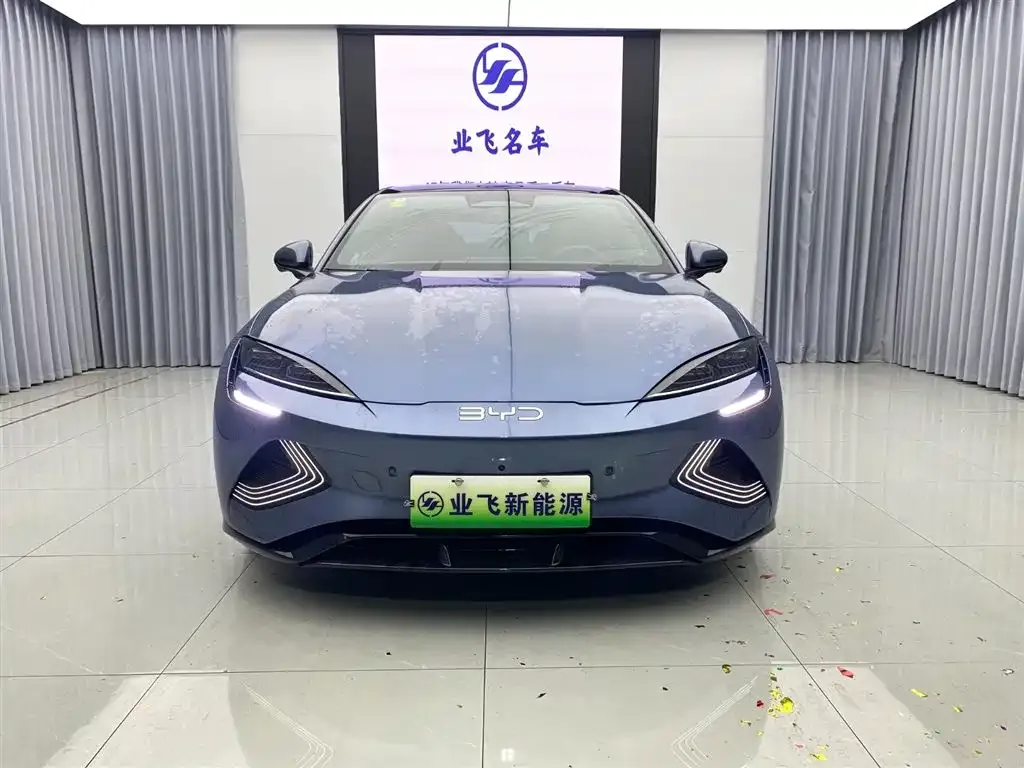 BYD Seal — фото 7