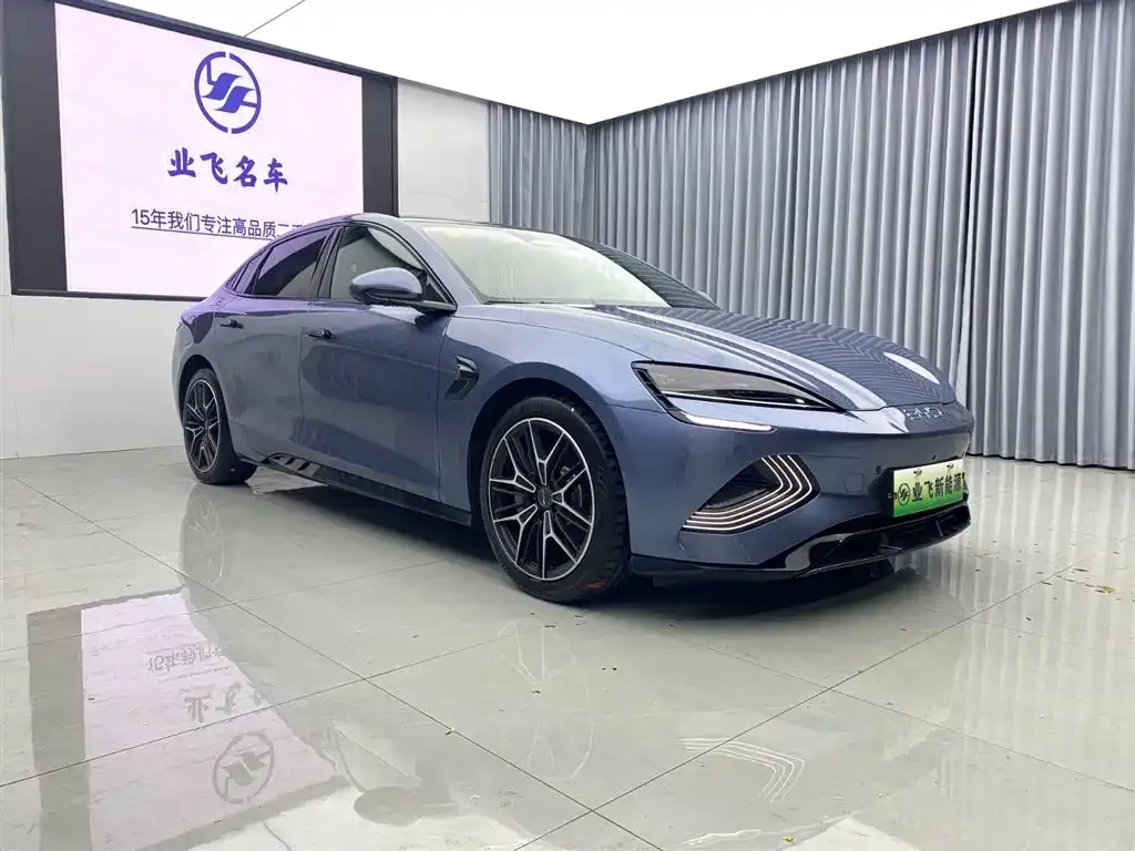 BYD Seal — фото 10
