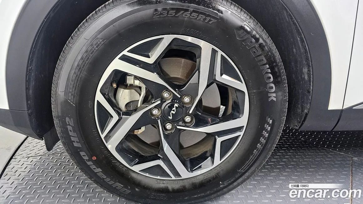 Kia Sportage — фото 9