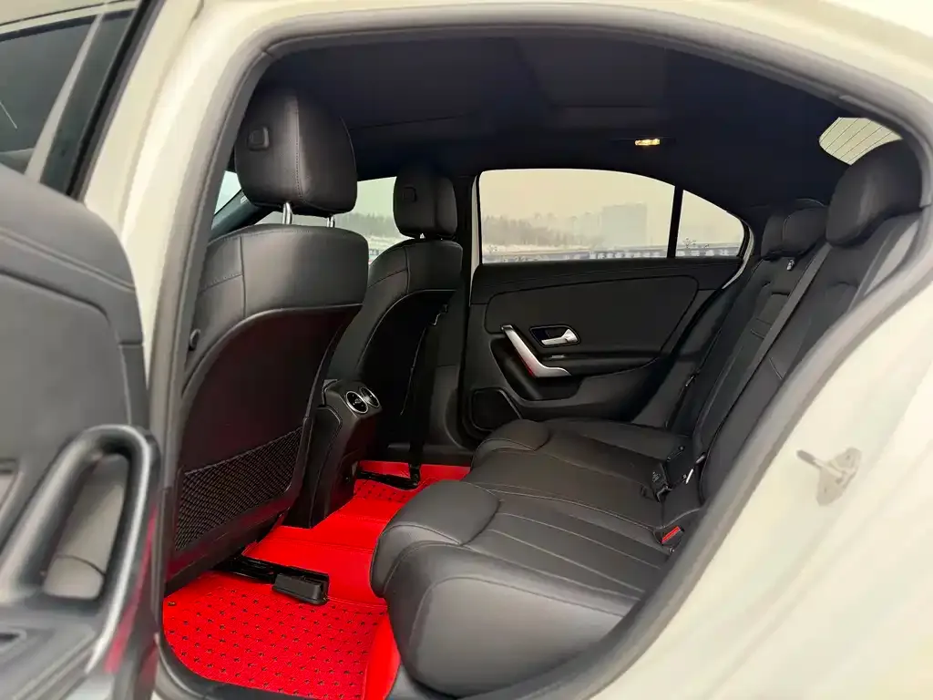 Mercedes-Benz A-Class 2022 из CN, фото 10