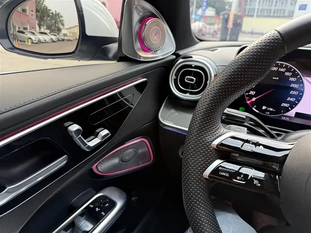 Mercedes-Benz C-Class 2024 из CN, фото 9
