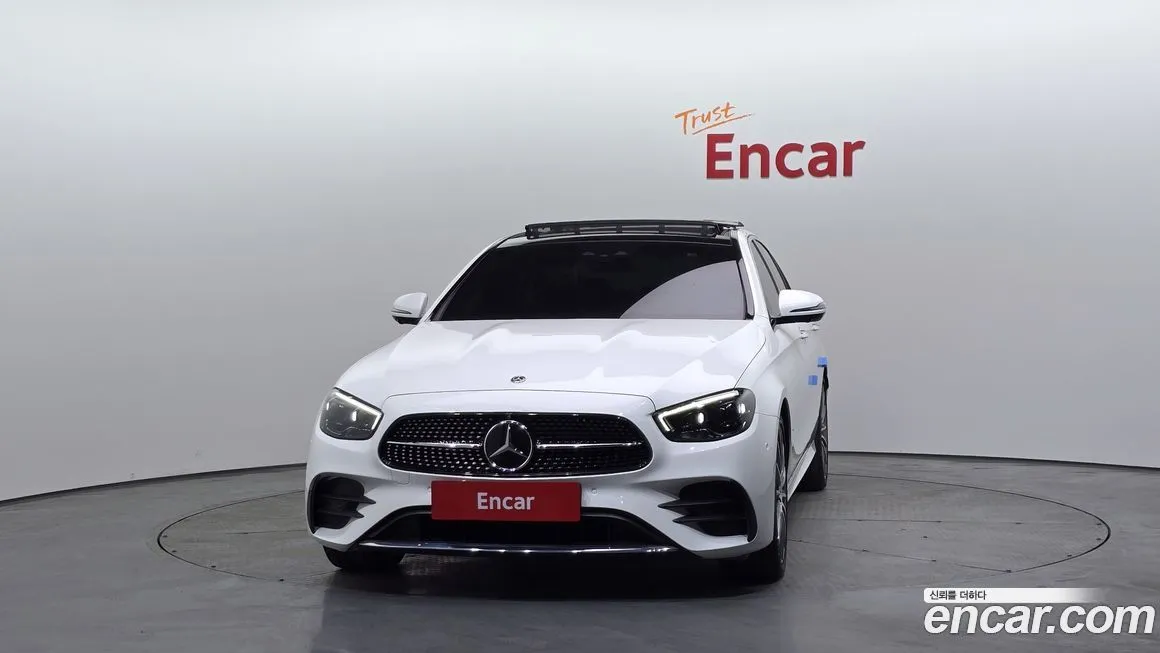 Mercedes-Benz E-Class — фото 10