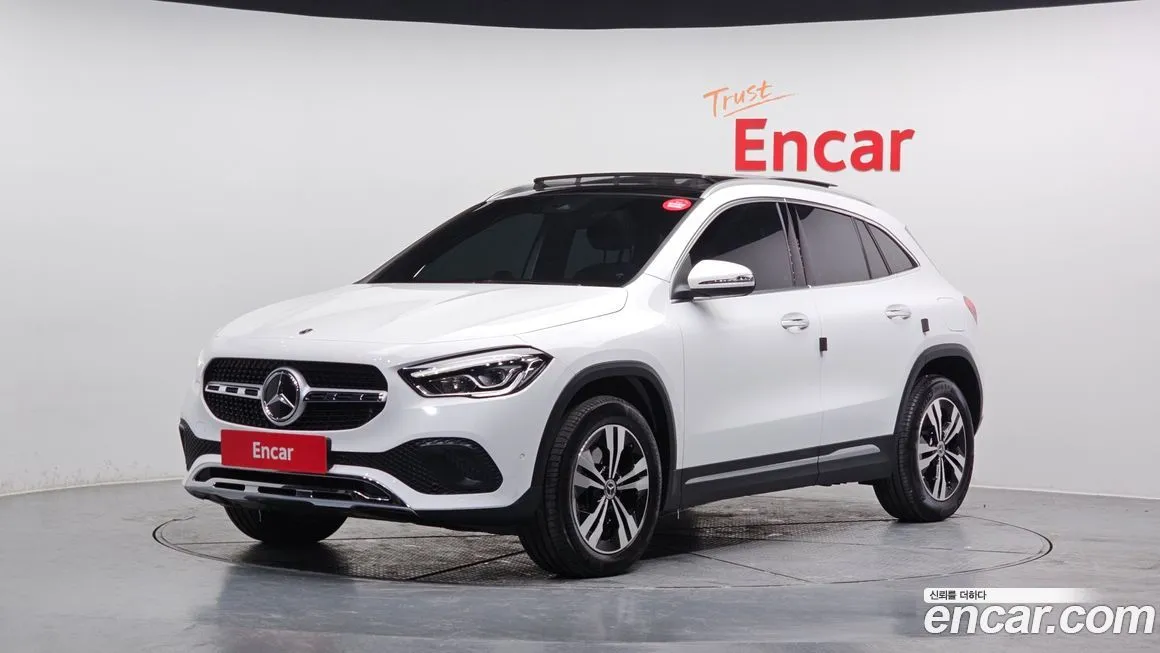 Mercedes-Benz GLA-Class