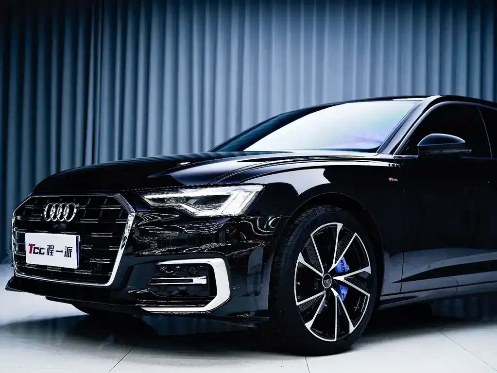 Audi A6L 2023 из CN, фото 1