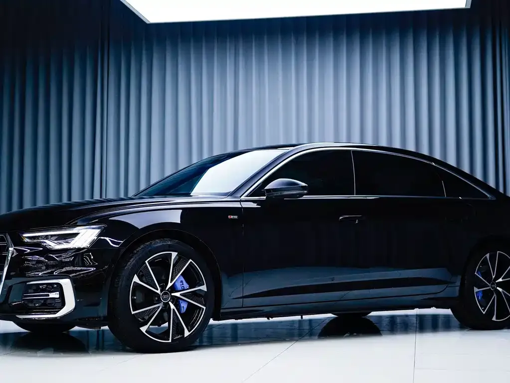 Audi A6L 2023 из CN, фото 9