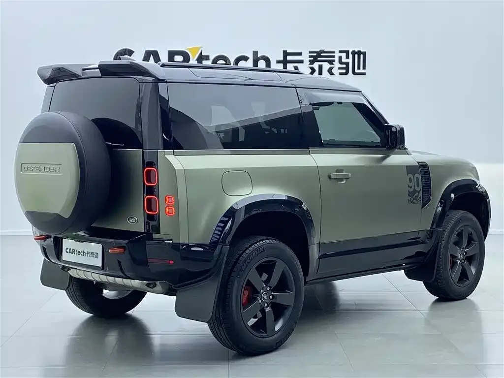 Land Rover Defender 2023 из CN, фото 7
