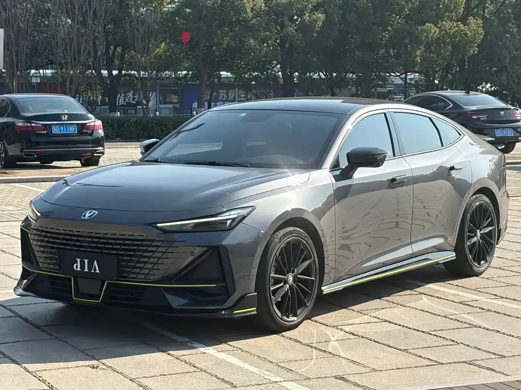 Changan UNI-V 2022 из CN, фото 1