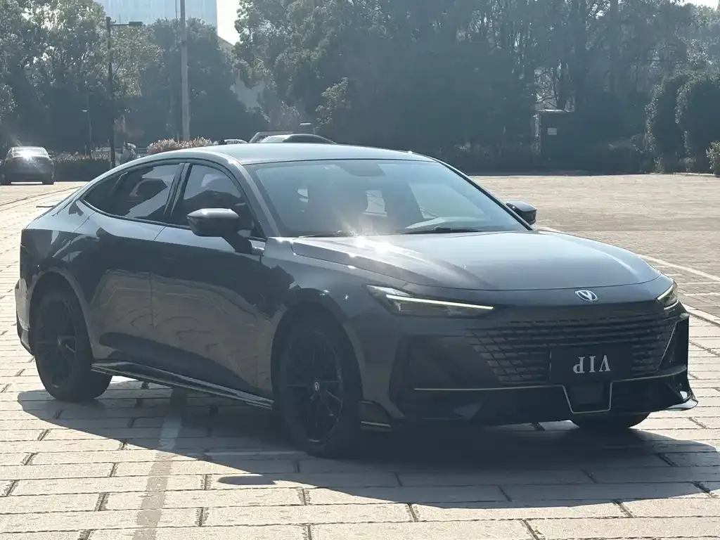 Changan UNI-V 2022 из CN, фото 4
