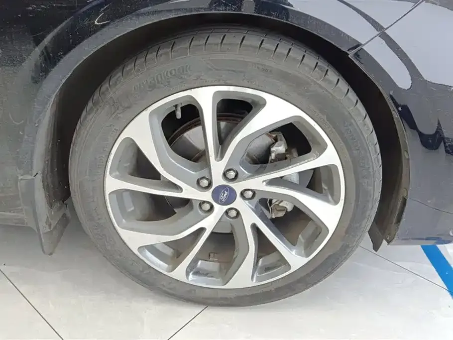 Ford Mondeo 2022 из CN, фото 3