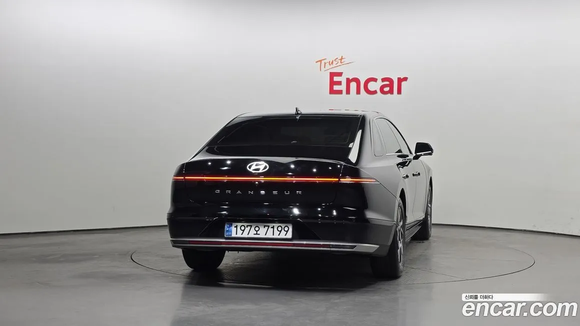 Hyundai Grandeur 2023 из KR, фото 5