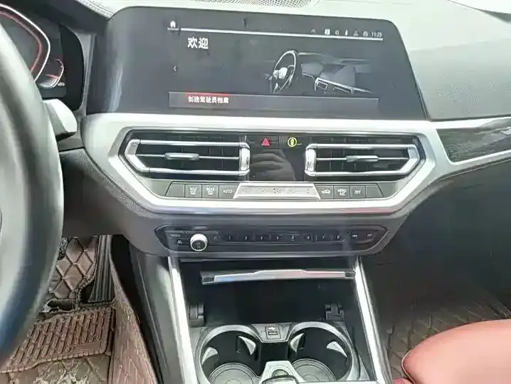 BMW 3 Series 2022 из CN, фото 7