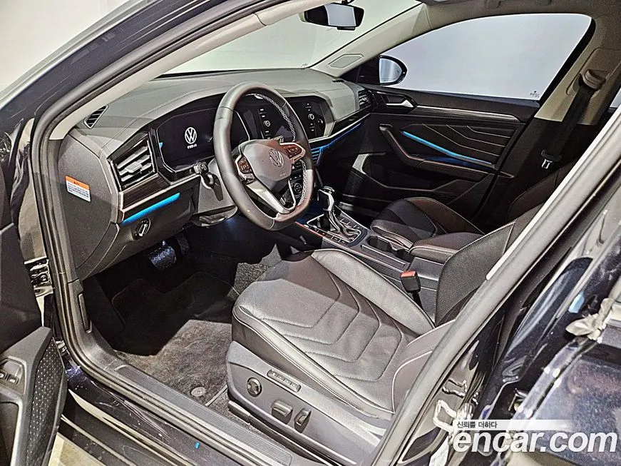 Volkswagen Jetta 2023 из KR, фото 2